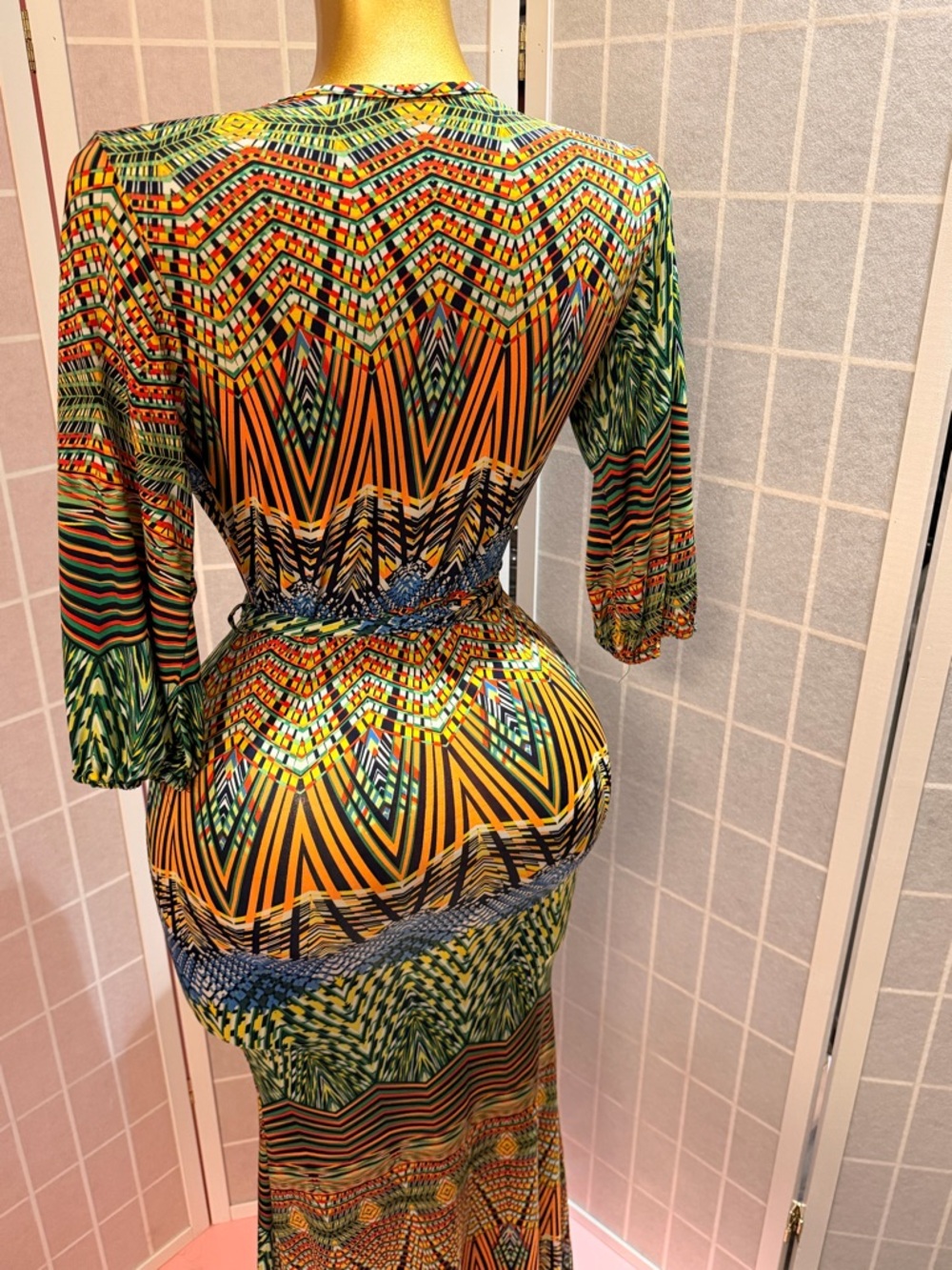 Hot Bodycon Multi-Color Printed Wrap Maxi Dress - Picture 7 of 12
